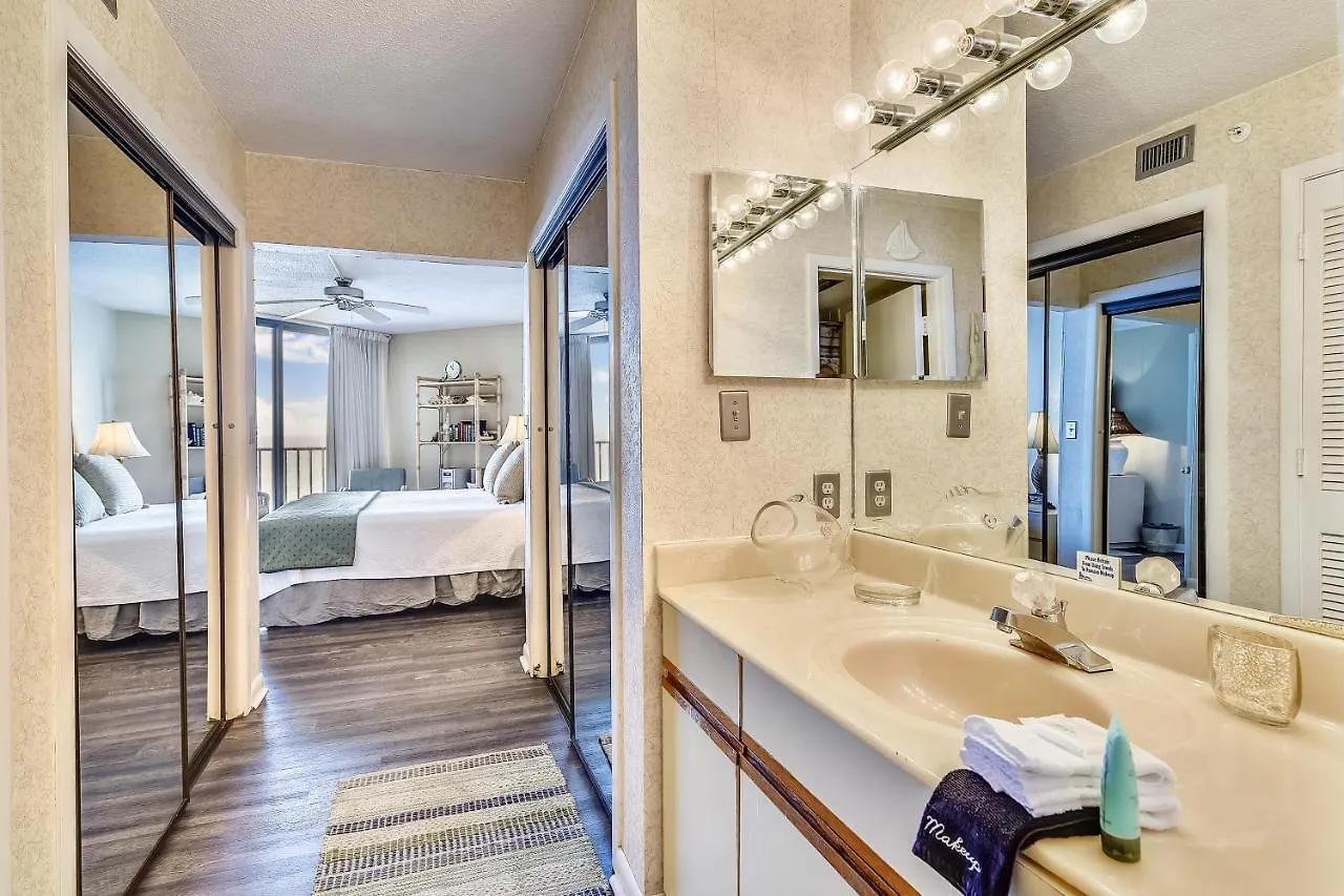 Holiday home Summerhouse 710B By Book That Condo Panama City Beach