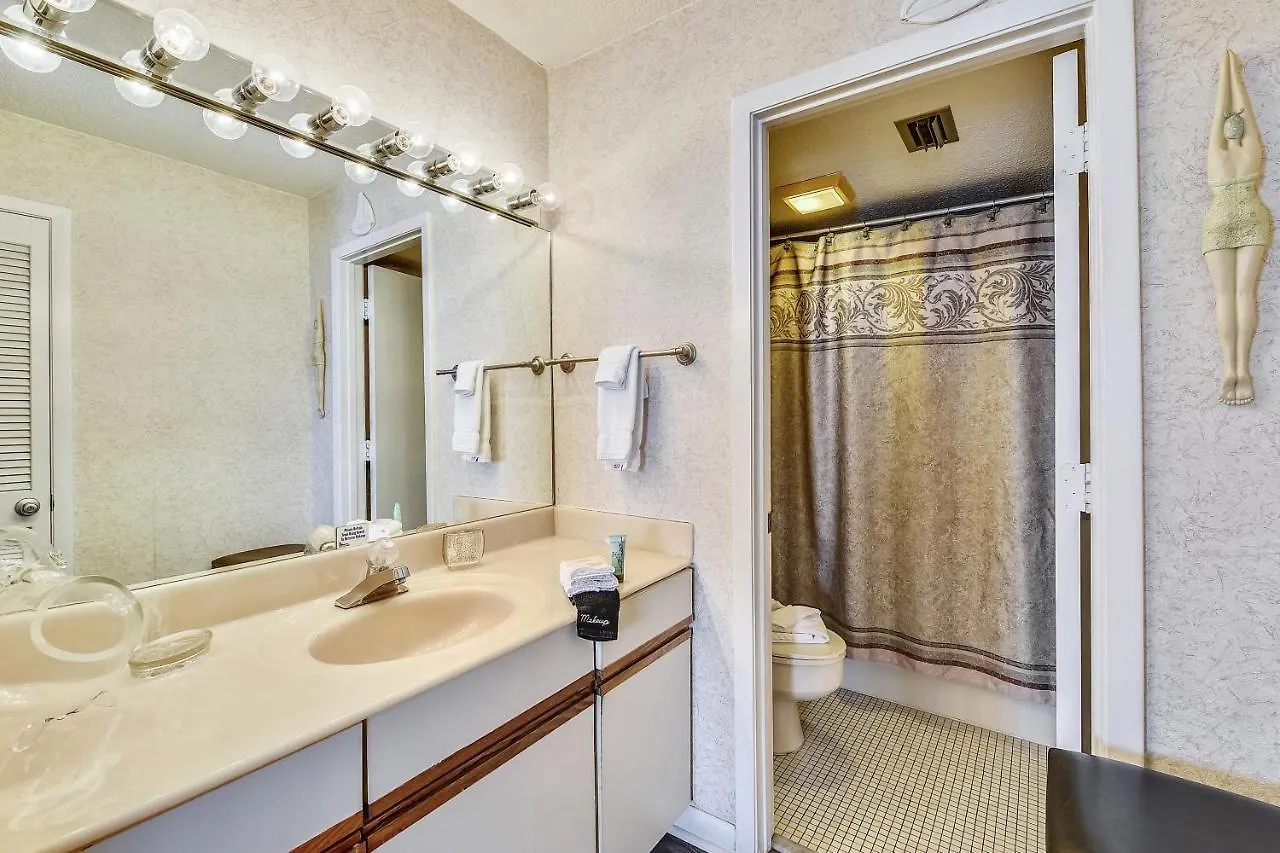 Summerhouse 710B By Book That Condo Panama City Beach Holiday home
